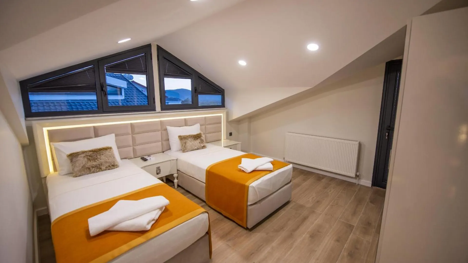 Fethiye Oeluedeniz Ovacik 4 Oda 1 Salon 8 Kisilik Tatil Villasi Villa