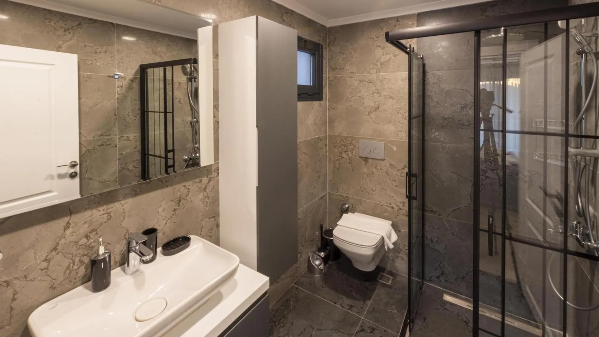 Fethiye Oeluedeniz Ovacik 4 Oda 1 Salon 8 Kisilik Tatil Villasi Turkey