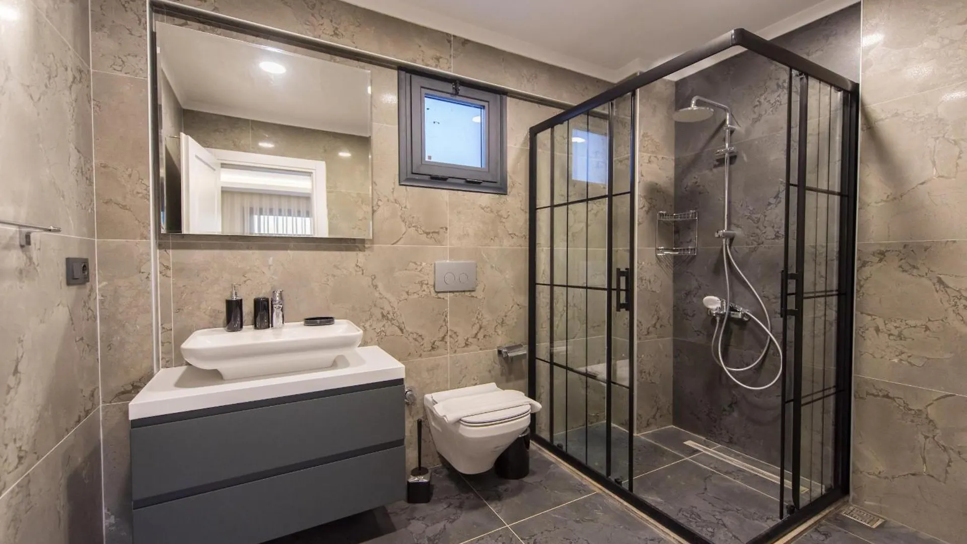 Fethiye Oeluedeniz Ovacik 4 Oda 1 Salon 8 Kisilik Tatil Villasi 0*,  Turkey