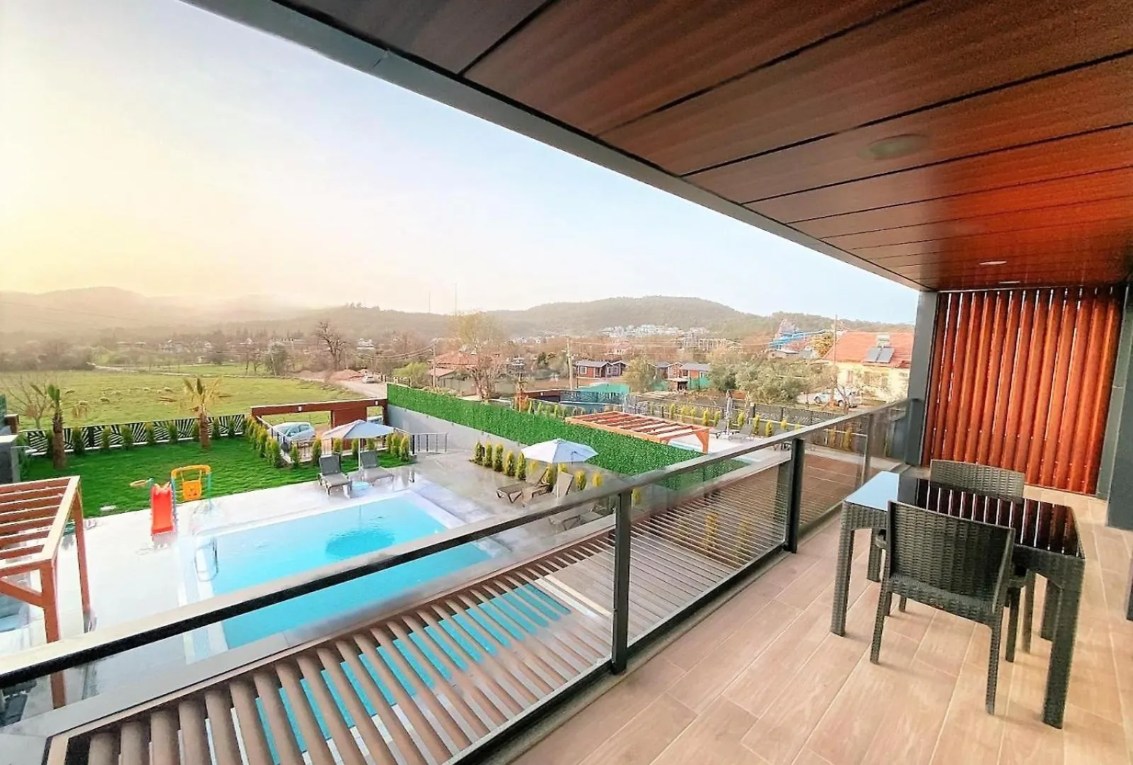 Villa Fethiye Oeluedeniz Ovacik 4 Oda 1 Salon 8 Kisilik Tatil Villasi