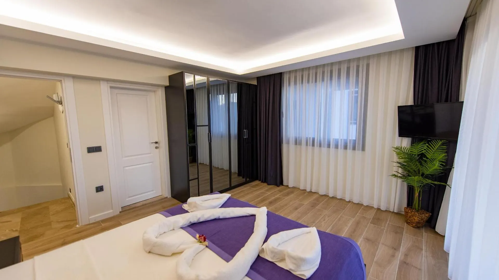 Fethiye Oeluedeniz Ovacik 4 Oda 1 Salon 8 Kisilik Tatil Villasi 0*,  Turkey